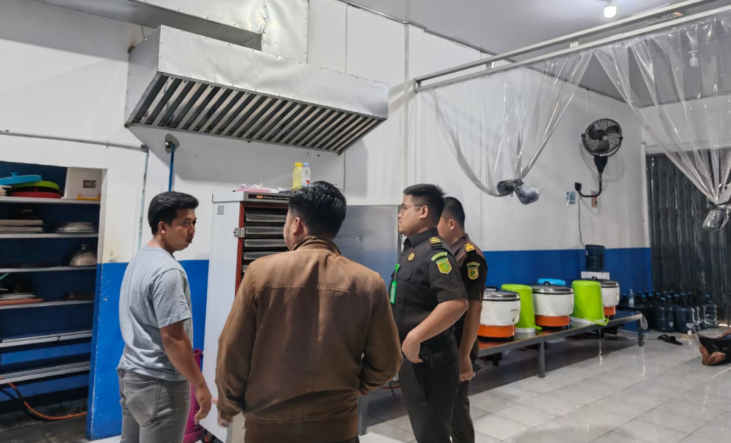 Kejari Lamteng Monitor Kasus Keracunan MBG