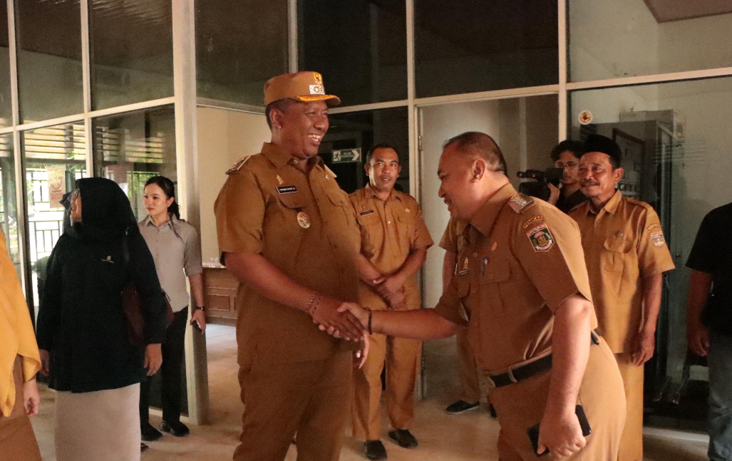 Tinjau Kecamatan Seputih Agung, Wakil Bupati I Komang Koheri Harap ASN Tingkatkan Kedisiplinan