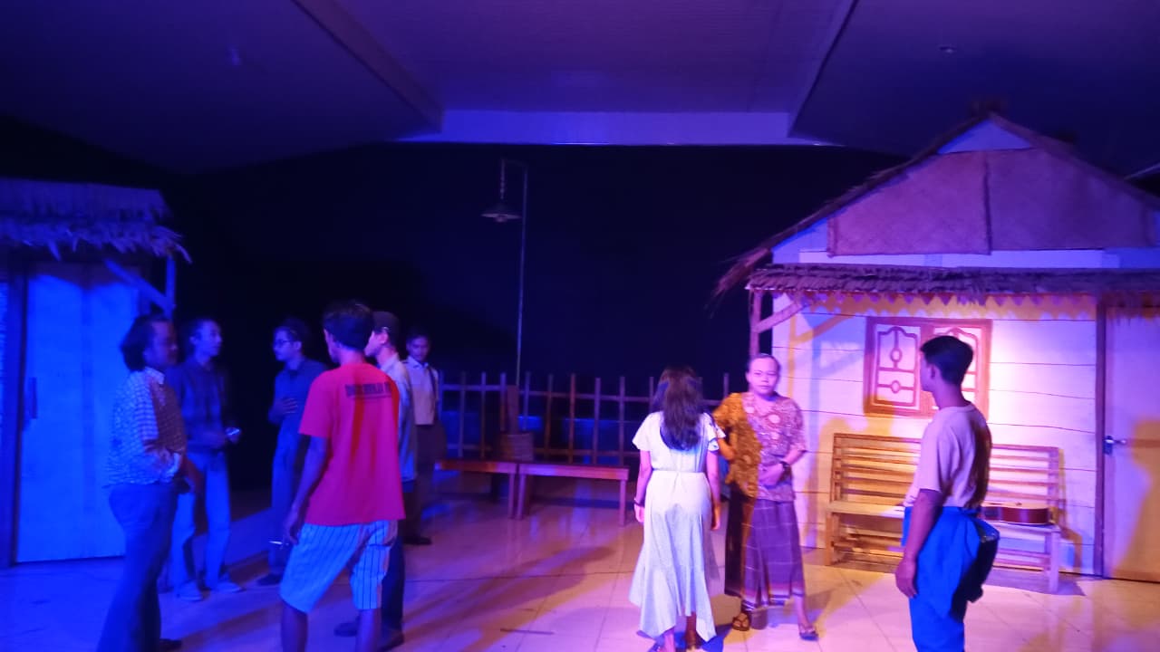 Kembali di Metro, Berembuk Rasa Angkat Dua Sandiwara Penuh Cerita