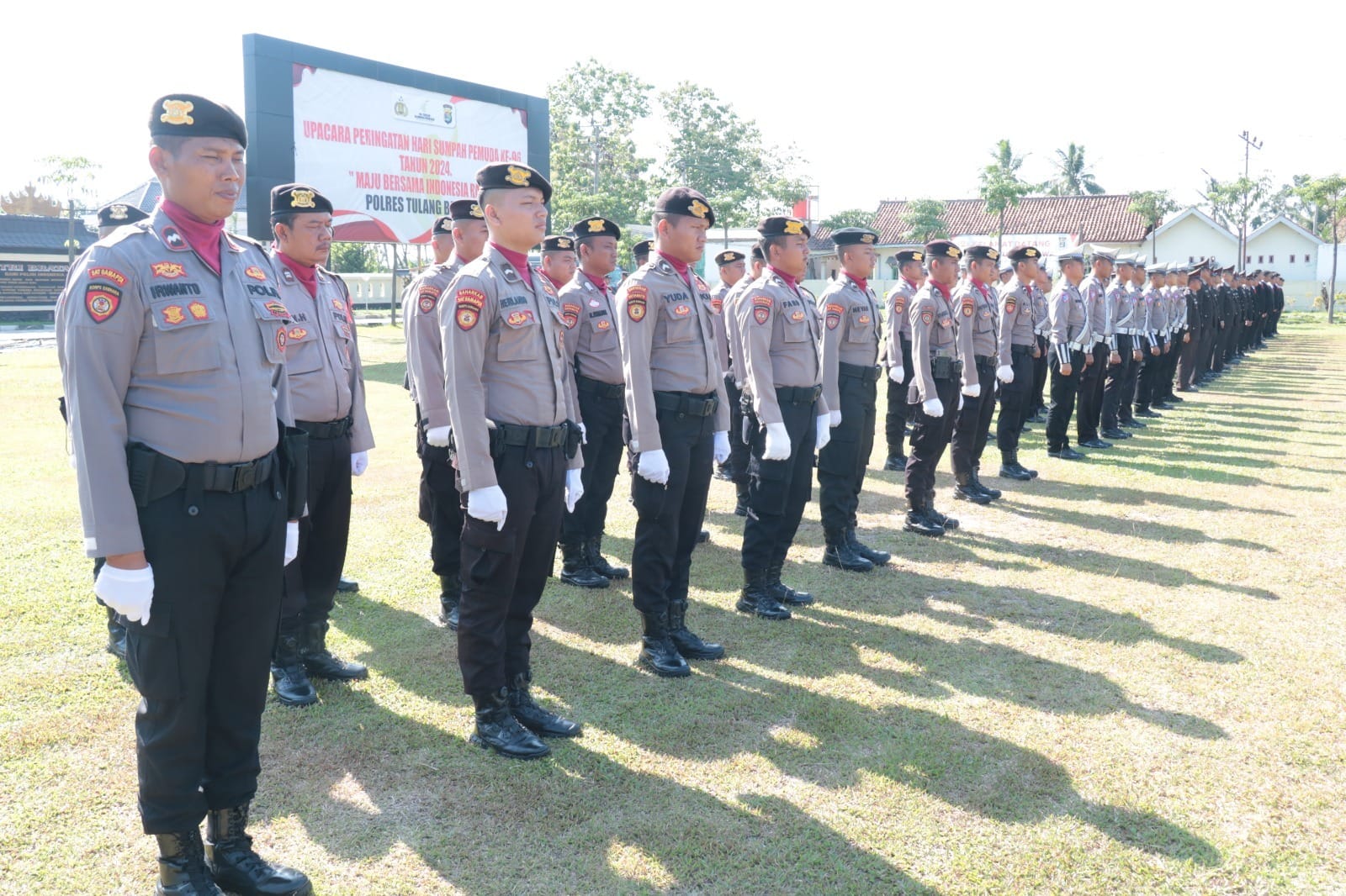 Pimpin Upacara Peringatan Hari Sumpah Pemuda Ke-96, Kapolres Tulang Bawang Sampaikan Pesan Ini