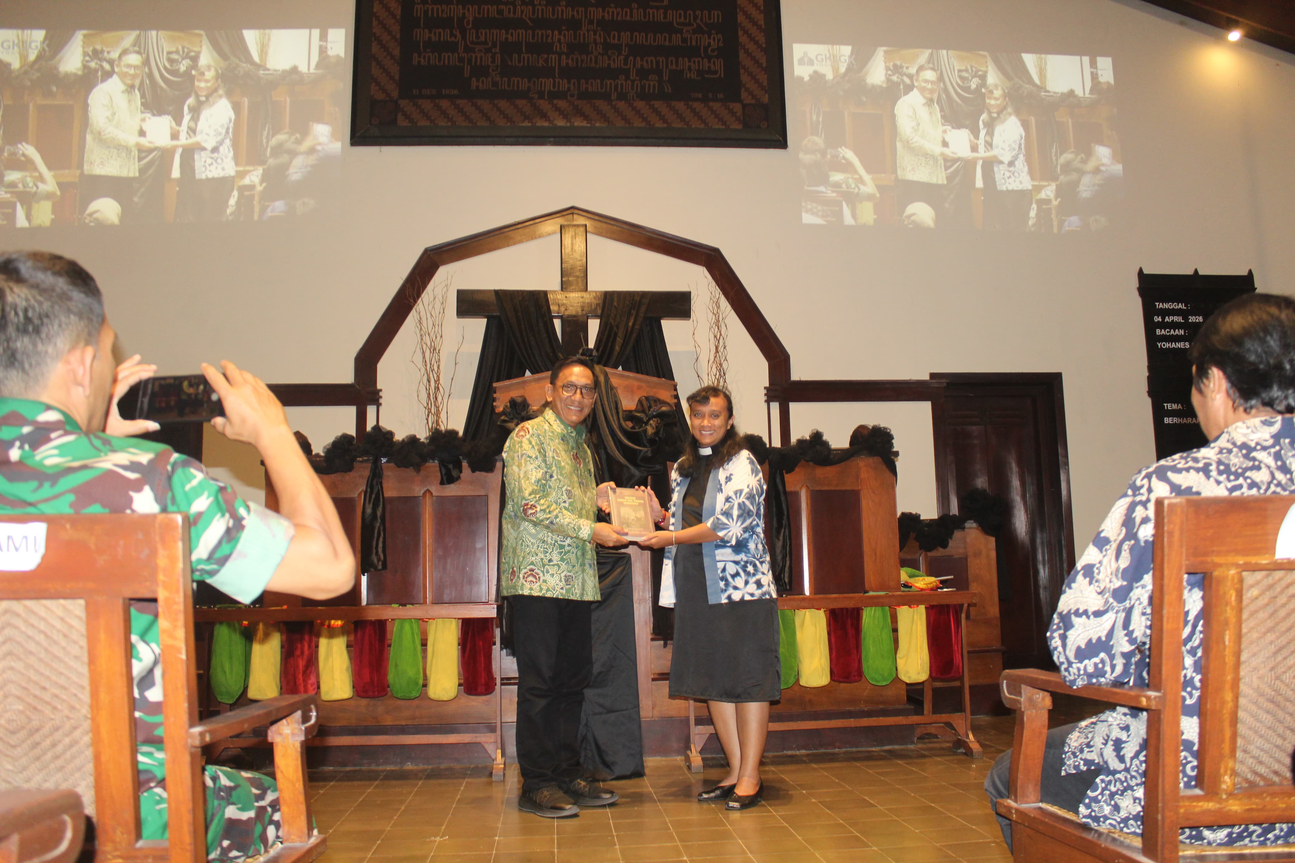 Wakil Wali Kota Yogyakarta Hadiri Paskah Sabtu Sunyi, Tekankan Pesan Persatuan dan Kolaborasi Kota