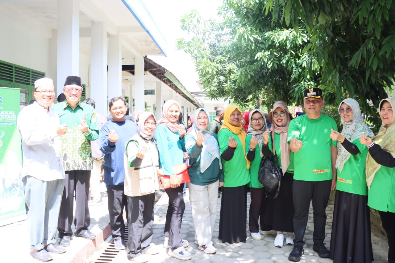 Walikota Metro Apresiasi Stand Pascasarjana UM Metro dalam Acara Silaturahmi Komunitas Hijau