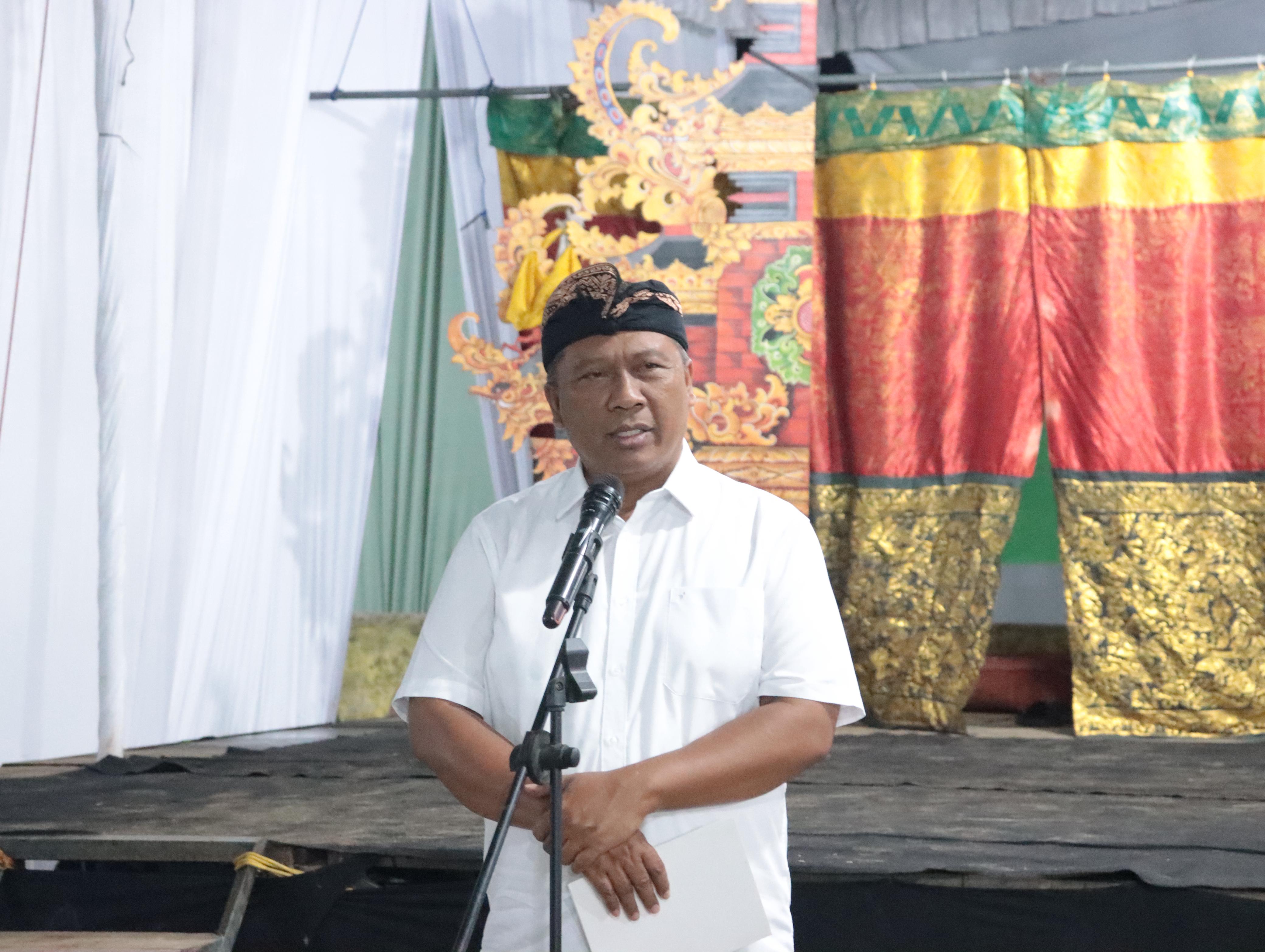 Wakil Bupati I Komang Koheri Hadiri HUT Ke-65 Sekaligus Resmikan Balai Kampung Rama Indra