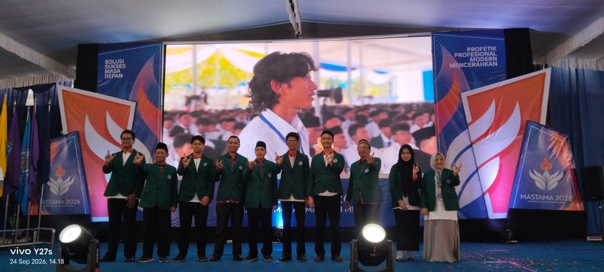 Rektor UM Metro Tutup MASTAMA 2026: Resmi Lepas Nametag 1.232 Mahasiswa Baru S1 dan D3 Reguler