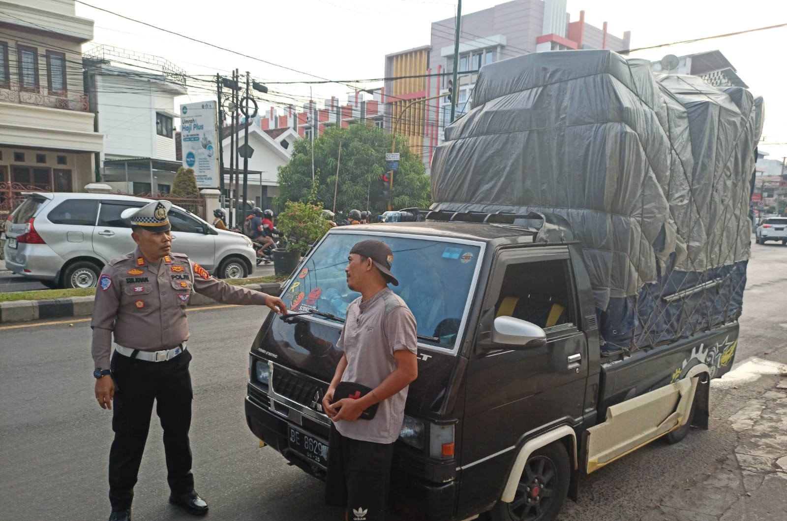Bahayakan Keselamatan, Pengendara ODOL Bakal Disanksi Pidana!