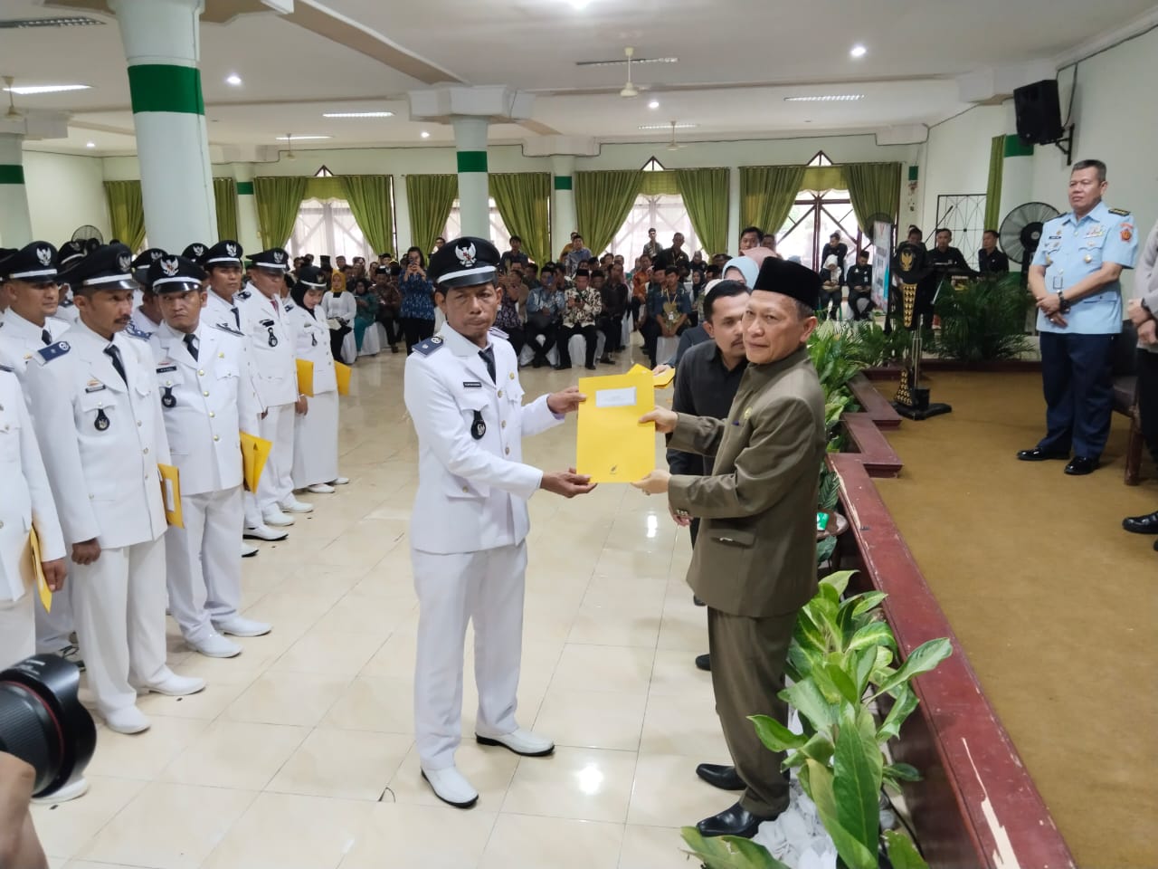 Pj Bupati: Perempuan yang Jadi Kakam, Jangan Ngelawan Sama Suaminya