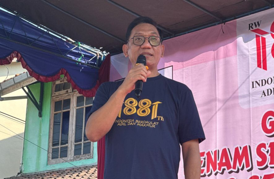 Wakil Wali Kota Yogyakarta Hadiri Senam Warga Gedongkiwo, Serahkan Penghargaan untuk Pelajar Berprestasi