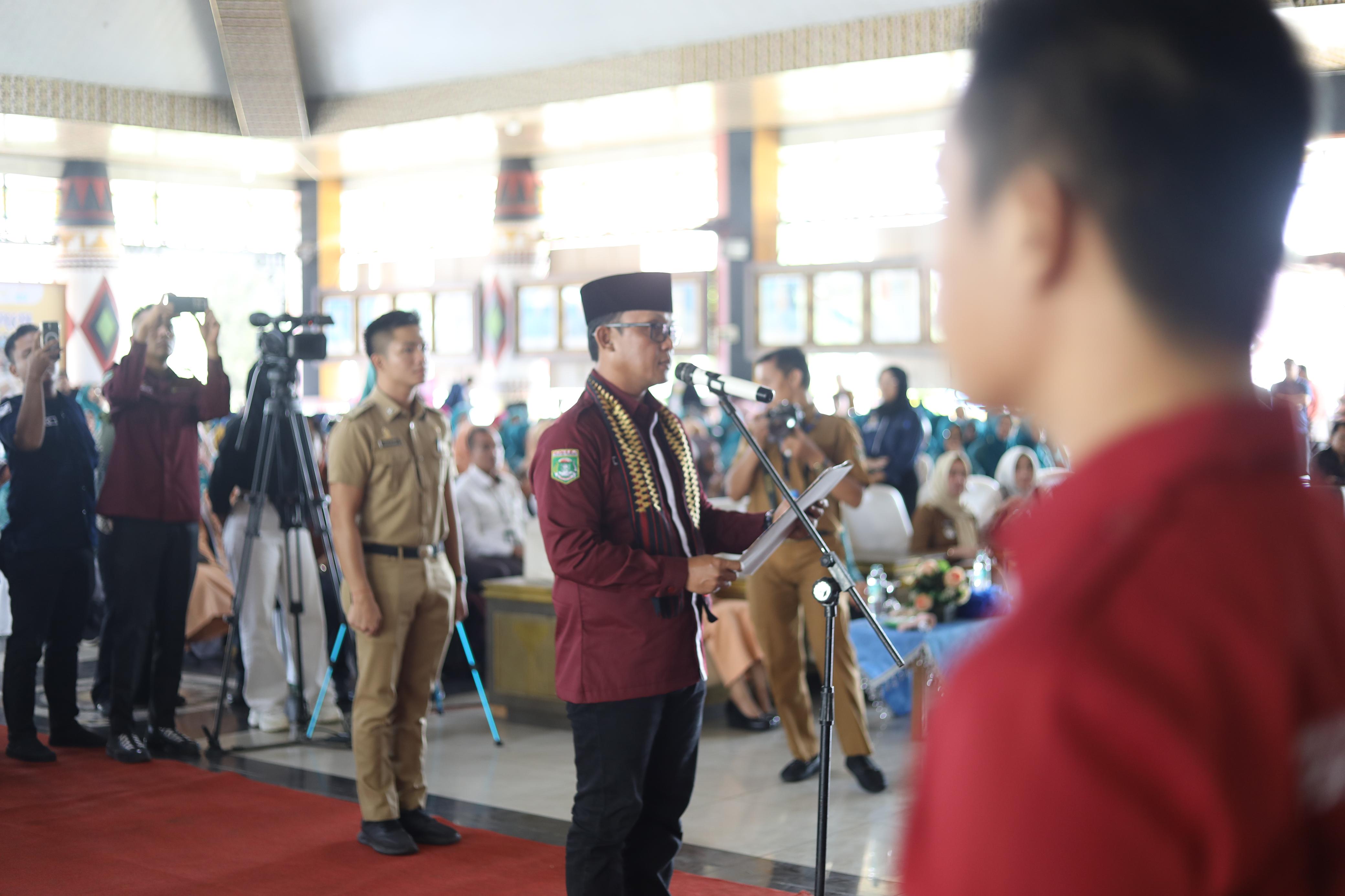 Lantik Pengurus Forum 'GenRe', Bupati Libatkan Generasi Muda Dalam Pembangunan
