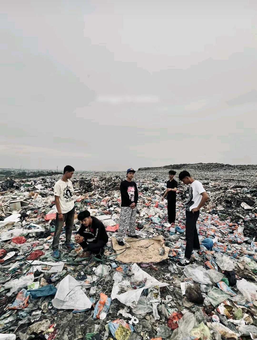 Dampak Limbah Plastik terhadap Kehidupan Laut di Perairan Indonesia