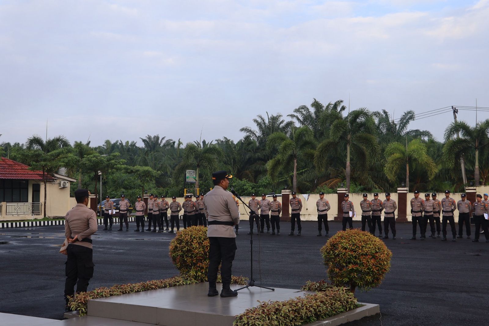 Kapolres Mesuji Pimpin Apel Siaga May Day, Tekankan Jaga Kamtibmas