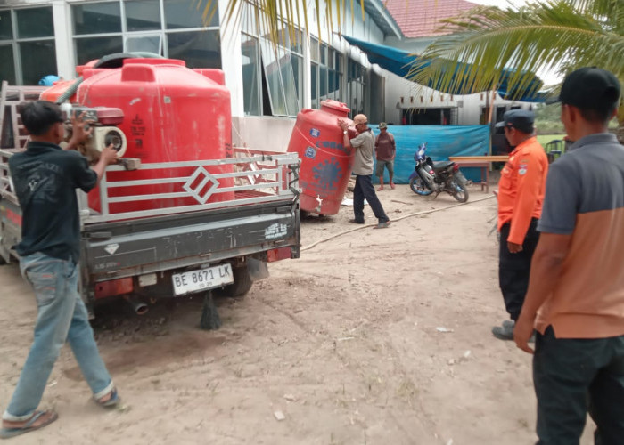 BPBD Mesuji Salurkan Air Bersih untuk Warga Terdampak Kekeringan Ekstrem