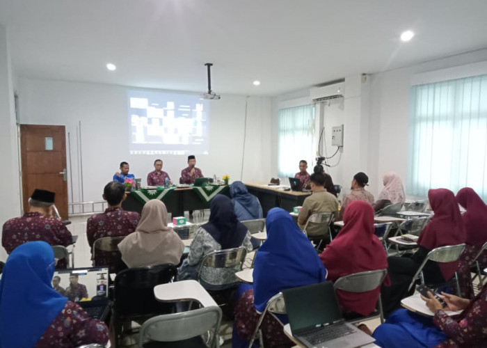 UM Metro Perkuat Kampus Profetik Berdaya Saing Global Lewat Kuliah Umum Pascasarjana