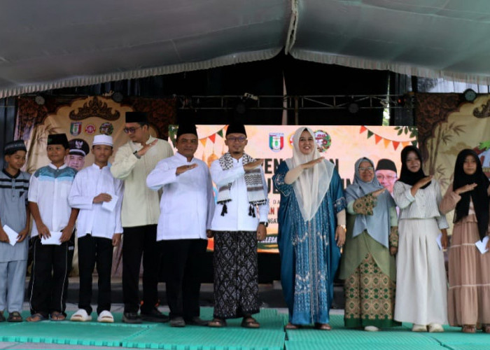 Wabup Pringsewu Hadiri Pengajian Akbar Peringatan Satu Abad Pekon Podorejo
