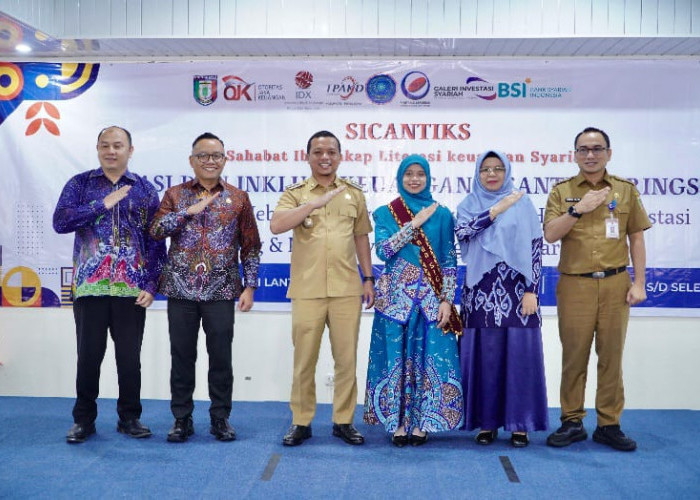 Bupati Riyanto Pamungkas Buka Sosialisasi Literasi dan Inklusi Keuangan Sicantiks