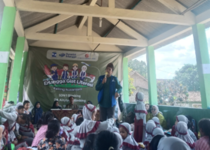 Jarwo Songha Mendongeng di Pelosok Klaten, Jawa Tengah