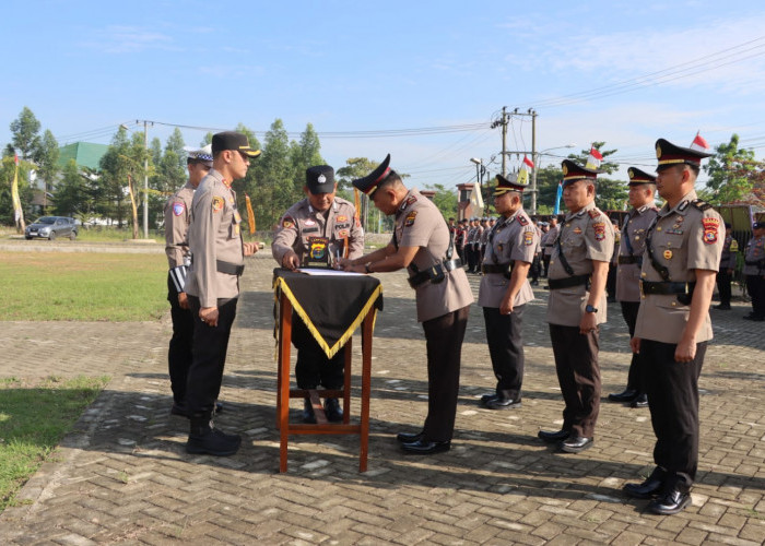 Ini Pesan Khusus Kapolres, Tiga Pejabat Utama Polres Pringsewu Dimutasi