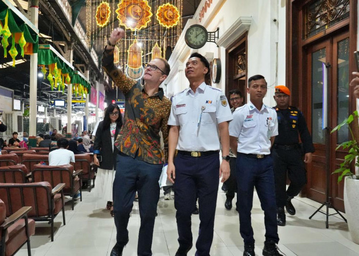 Dubes Inggris Kunjungi Stasiun Yogyakarta, Perkuat Kolaborasi Transportasi Rendah Karbon