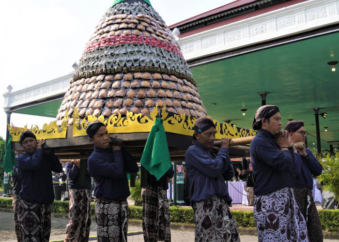 Sri Sultan HB X Genap 80 Tahun, Kirab Budaya Warnai Peringatan di Kraton Yogyakarta