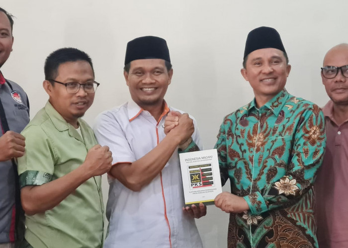 Minta Maaf Atas Ucapannya, Parosil Mabsus Kunjungi PKS Lampung