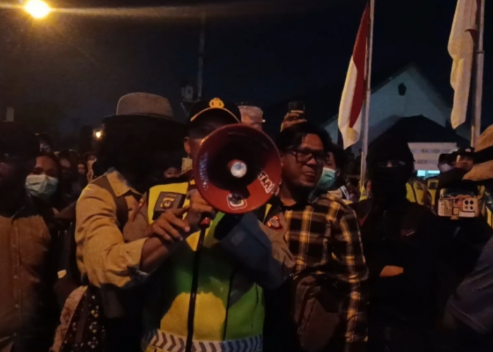Demo Mahasiswa di Gramedia Yogyakarta Berujung Ricuh, Warga Terlibat Saling Dorong