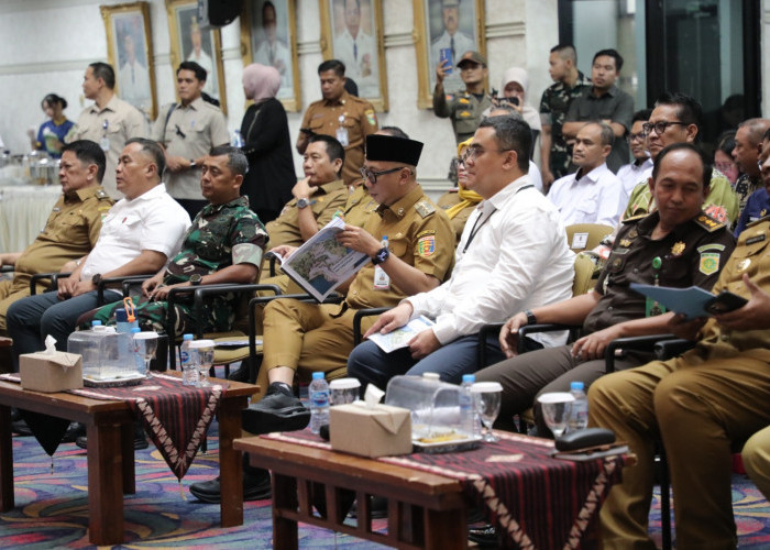 Presiden Prabowo Resmikan 7 Jalan Inpres Daerah di Provinsi Lampung Tahun 2025