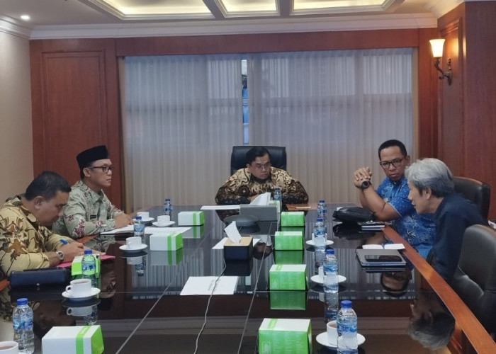 Bupati Ardito Wijaya Audiensi dengan Kemendikdasmen, Usulkan Penambahan SMA Baru