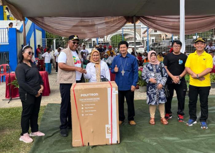 Wabup I Komang Koheri Hadiri Senam Sehat HUT Gereja Katolik Paroki ke-88 Wilayah Tengah