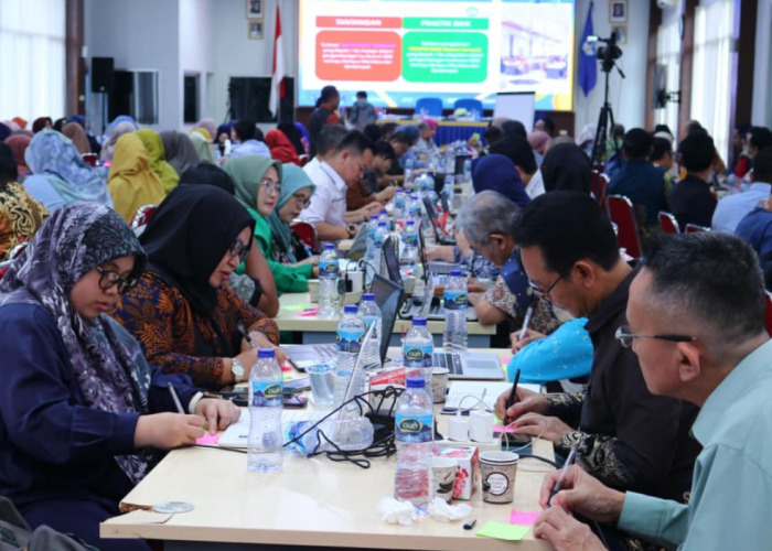 UM Metro Fasilitasi Giat Pendampingan Penyusunan Kurikulum Inovatif Berbasis Kampus Berdampak 