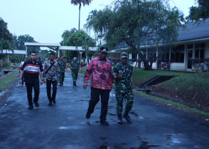 Wabup I Komang Koheri Dampingi Aslog Kasdam II/SWJ Tinjau Lokasi Dibangunnya  Kodam dan Batalyon Baru