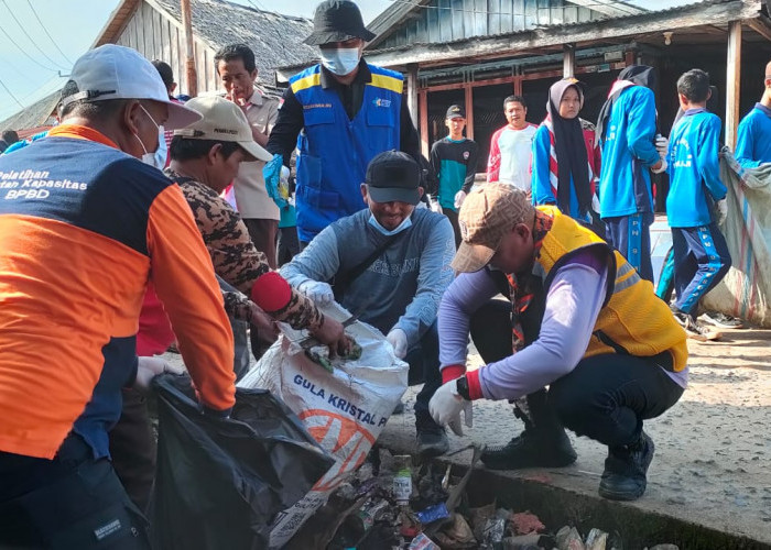 Peringati HPSN, Pemkab Mesuji Gelar Aksi Bersih-bersih di Kecamatan Rawajitu Utara