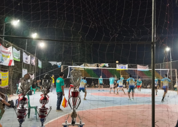 Semarak HUT RI ke-81, Pemdes Tirtalaga Gelar Open Tournament Bola Voli Putra
