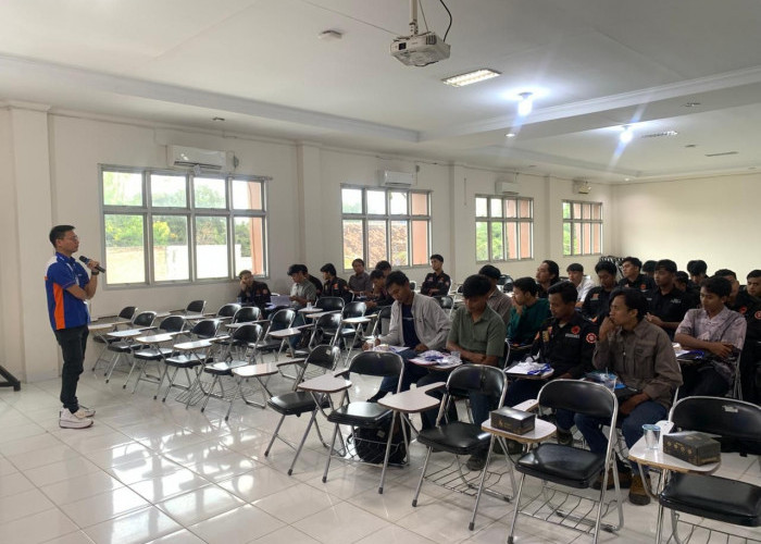 Perkuat Kesiapan Mahasiswa Hadapi Dunia Industri, UM Metro Gelar Pelatihan Teknisi AC