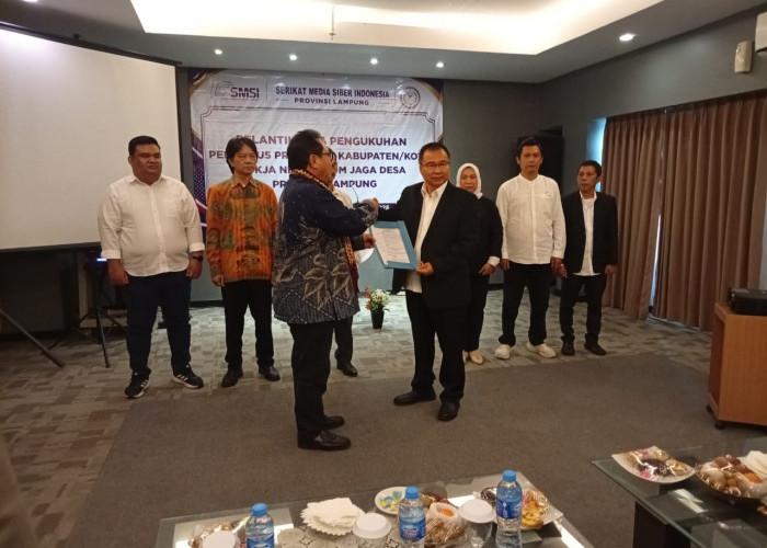 Kawal Pembangunan Desa, Ketua Umum SMSI Kukuhkan Pokja Newsroom Jaga Desa di Lampung
