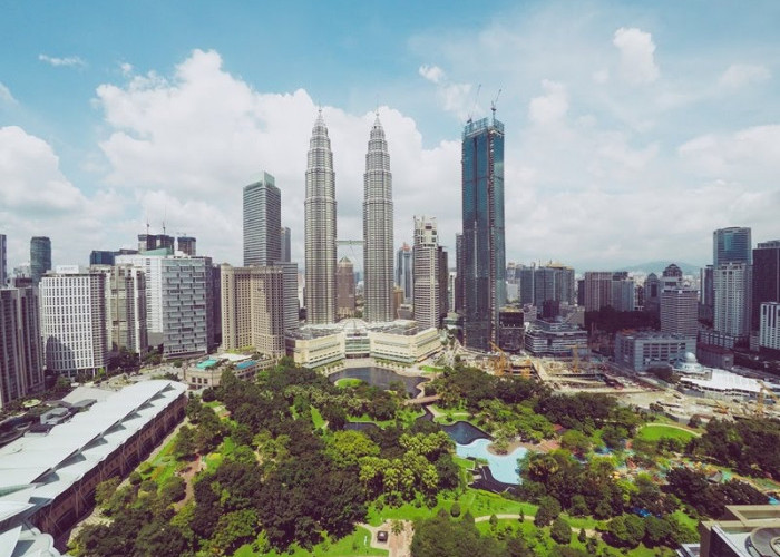 Mau Berkunjung Ke Kuala Lumpur? Ini Destinasi Wisata yang Nggak Boleh Kelewat!
