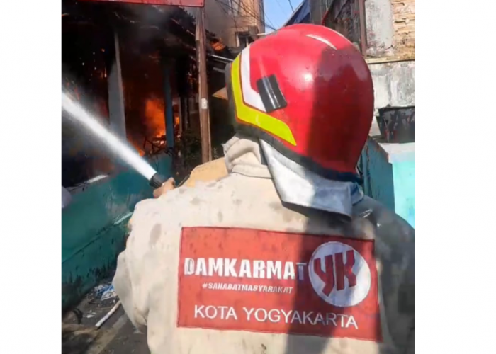 Rumah di Kotagede Yogyakarta Terbakar, Diduga Berawal dari Kabel Listrik Bermasalah