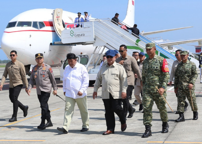 Danrem 072/Pamungkas Selaku Dansatgas Pamwil VVIP Sambut Kedatangan Presiden Prabowo di YIA