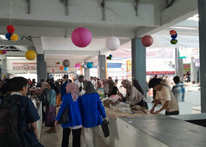 Pindah ke Lantai II Pasar Cenderawasih, Kuliner Pasar Senja Ramadan Masih Sepi Pengunjung