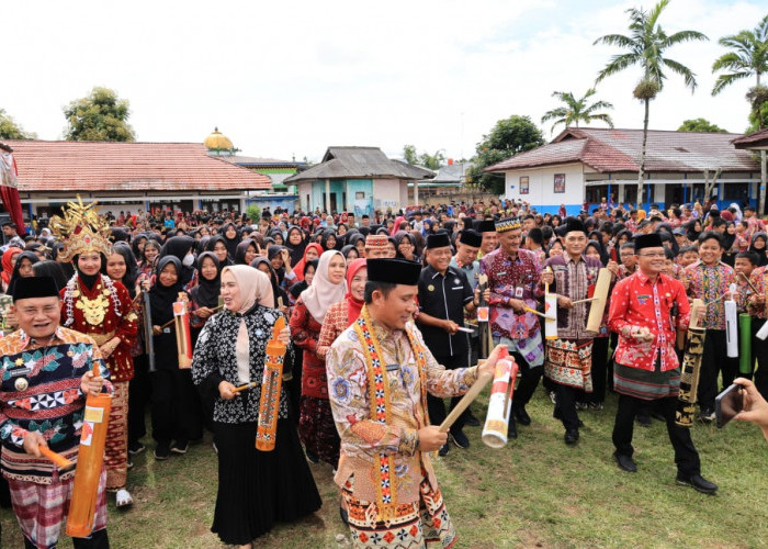 Kekuhan Diresmikan Bupati Lambar Sebagai Sistem Peringatan Dini Berbasis Kearifan Lokal