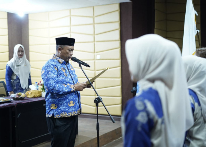 Plt. Bupati I Komang Koheri Kukuhkan Ketua dan Pengurus DPC PMKM Prima Lamteng Masa Bakti 2025-2030