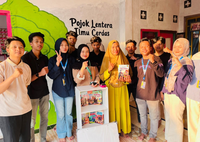 PPK Ormawa HIMADIKMI UM Metro Kenalkan Pojok Literasi Lentera Ilmu Cerdas di Desa Rejo Agung