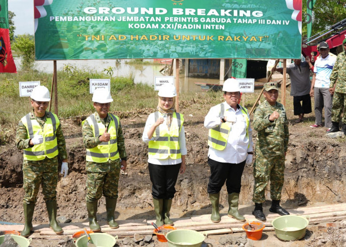 Wagub Lampung Lakukan Peletakan Batu Pertama Pembangunan Jembatan Perintis Garuda tahap III dan IV
