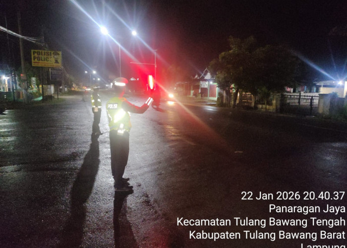 Patroli Blue Light, Satlantas Polres Tubaba  Ciptakan Rasa Aman Pengendara Saat Malam Hari