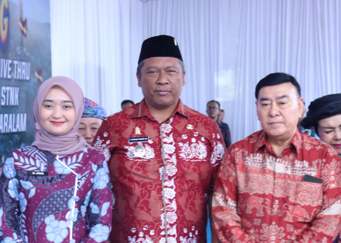 Modernisasi Pelayanan Publik, Wakil Bupati I Komang Koheri Hadiri Launching Samsat Digital Drive Thru