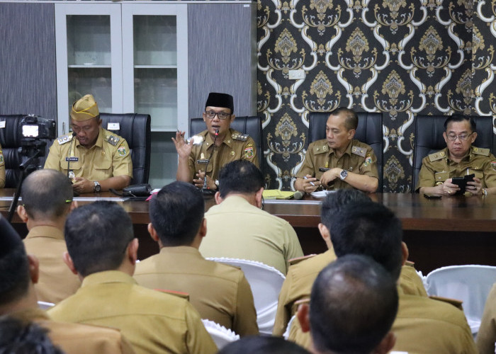 Perdana, Bupati dan Wakil Bupati Pimpin Rakor Bulanan