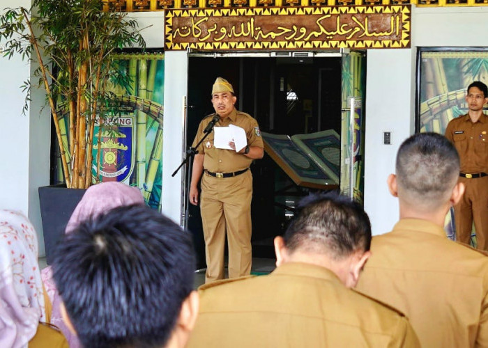 Pimpin Apel, Sekda Pringsewu Ingatkan ASN Tertib Bayar Pajak Kendaraan