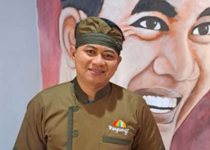 Praktik Spivak di Pesta Babi   