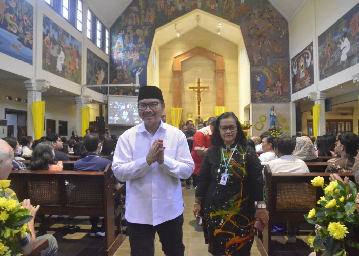 Wali Kota Yogyakarta Hadiri Perayaan Paskah di Kotabaru, Tekankan Toleransi dan Keamanan