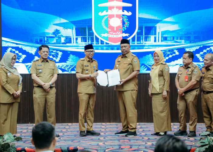 I Komang Koheri Resmi Ditunjuk Jadi Plt Bupati Lampung Tengah Masa Jabatan 2025-2030