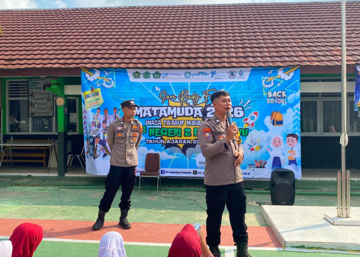 Polisi Edukasi Siswa Baru MTsN 2 Pringsewu soal Bahaya Narkoba dan Kenakalan Remaja
