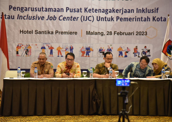 Walikota Metro Buka Kegiatan Kepala Daerah se-Indonesia di Forum Konsolidasi